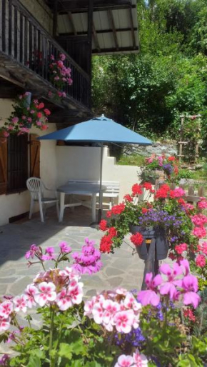 Les VIGNEAUX Hautes Alpes, Appartement 4 personnes, avec belle terrasse panoramique
